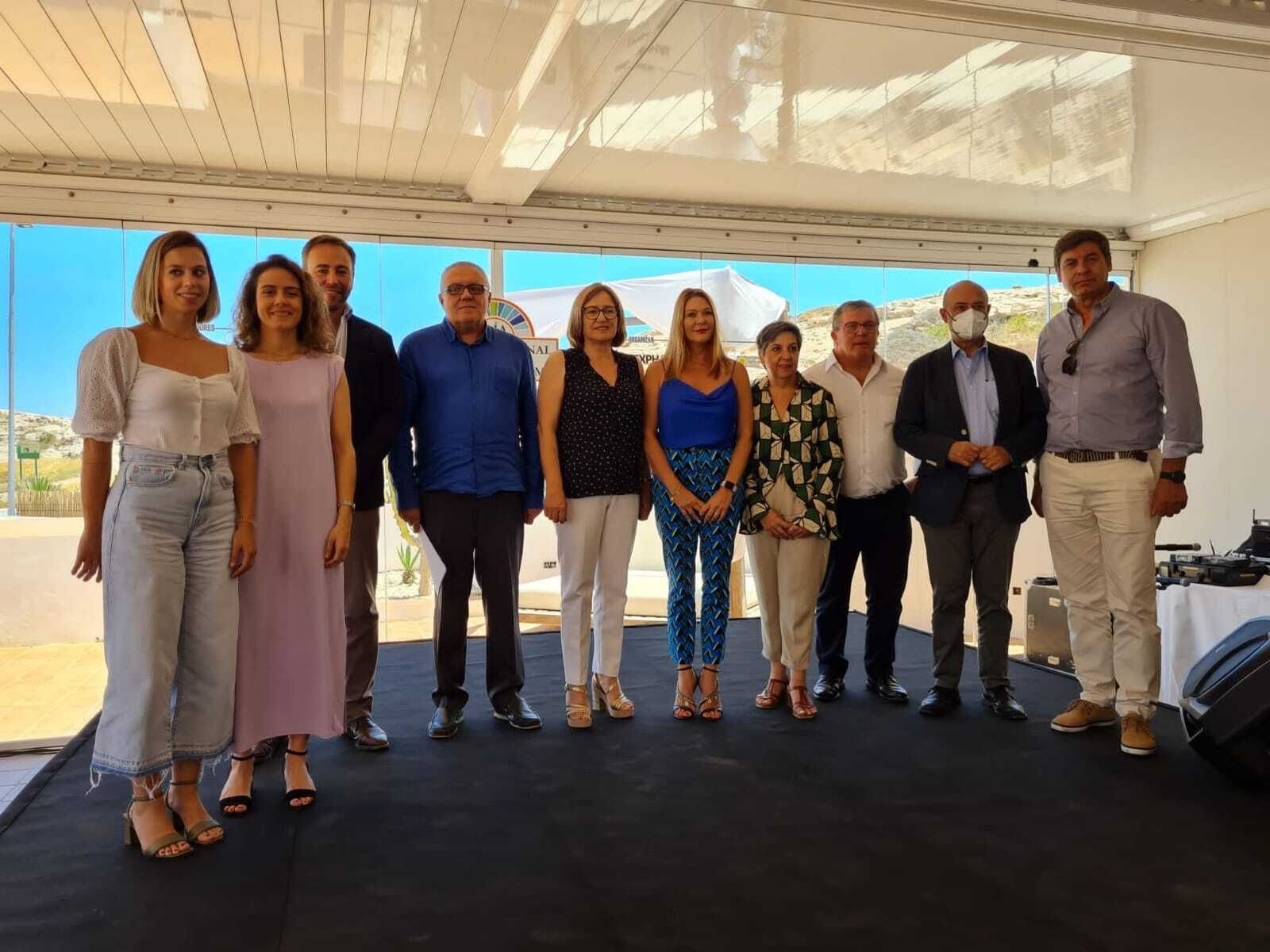 Foto de familia del Día del Cooperativismo.