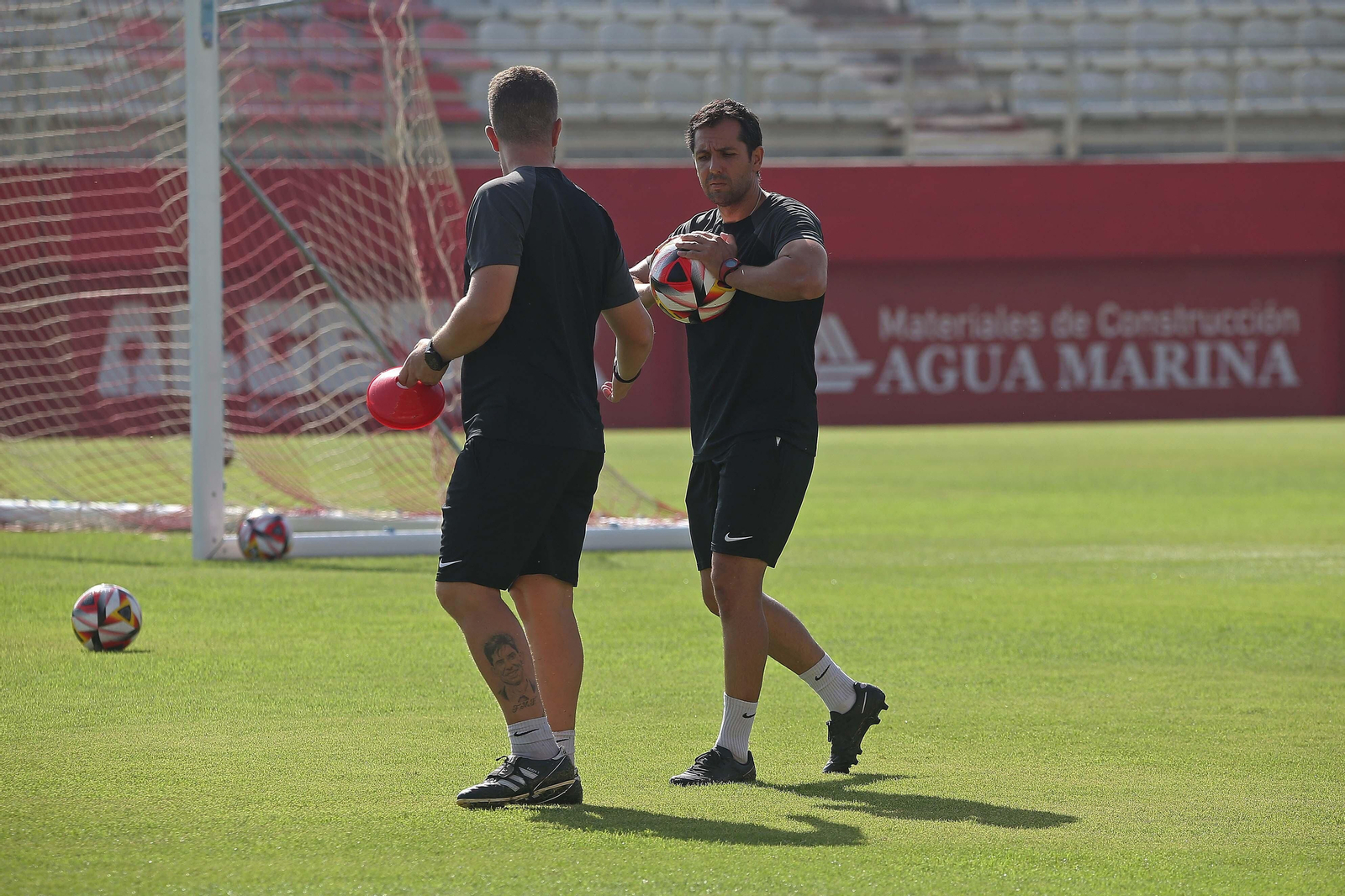 Fotos del entrenamiento del Algeciras CF en el estadio Nuevo Mirador