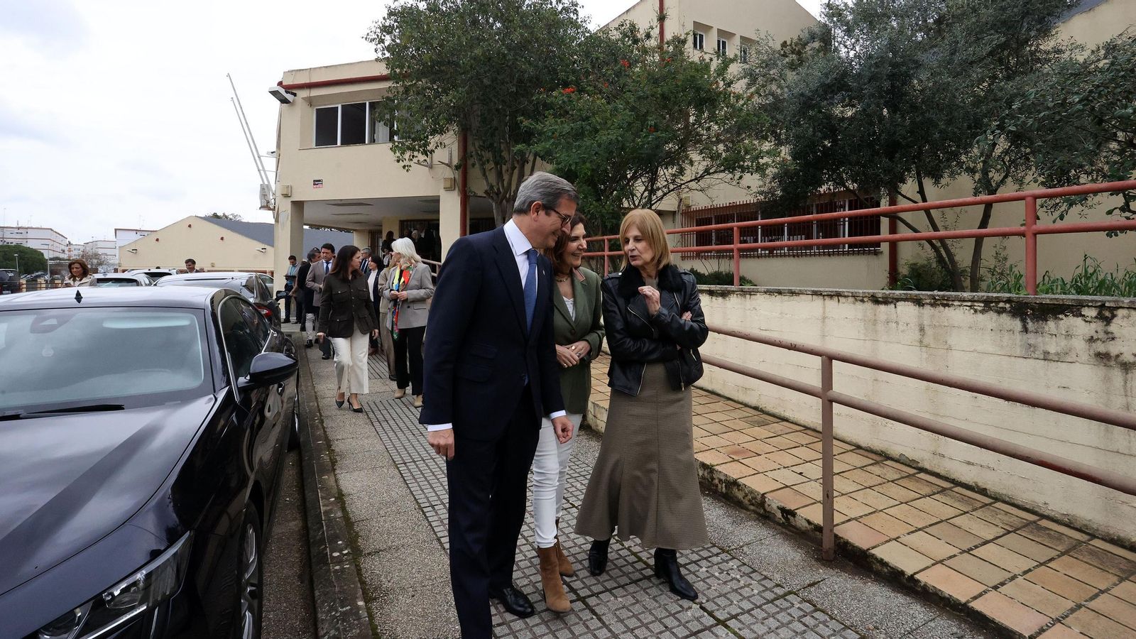 Los consejeros Rocío Blanco y Jorge Paradela, junto a la alcaldesa de Jerez, antes de la presentación del proyecto.