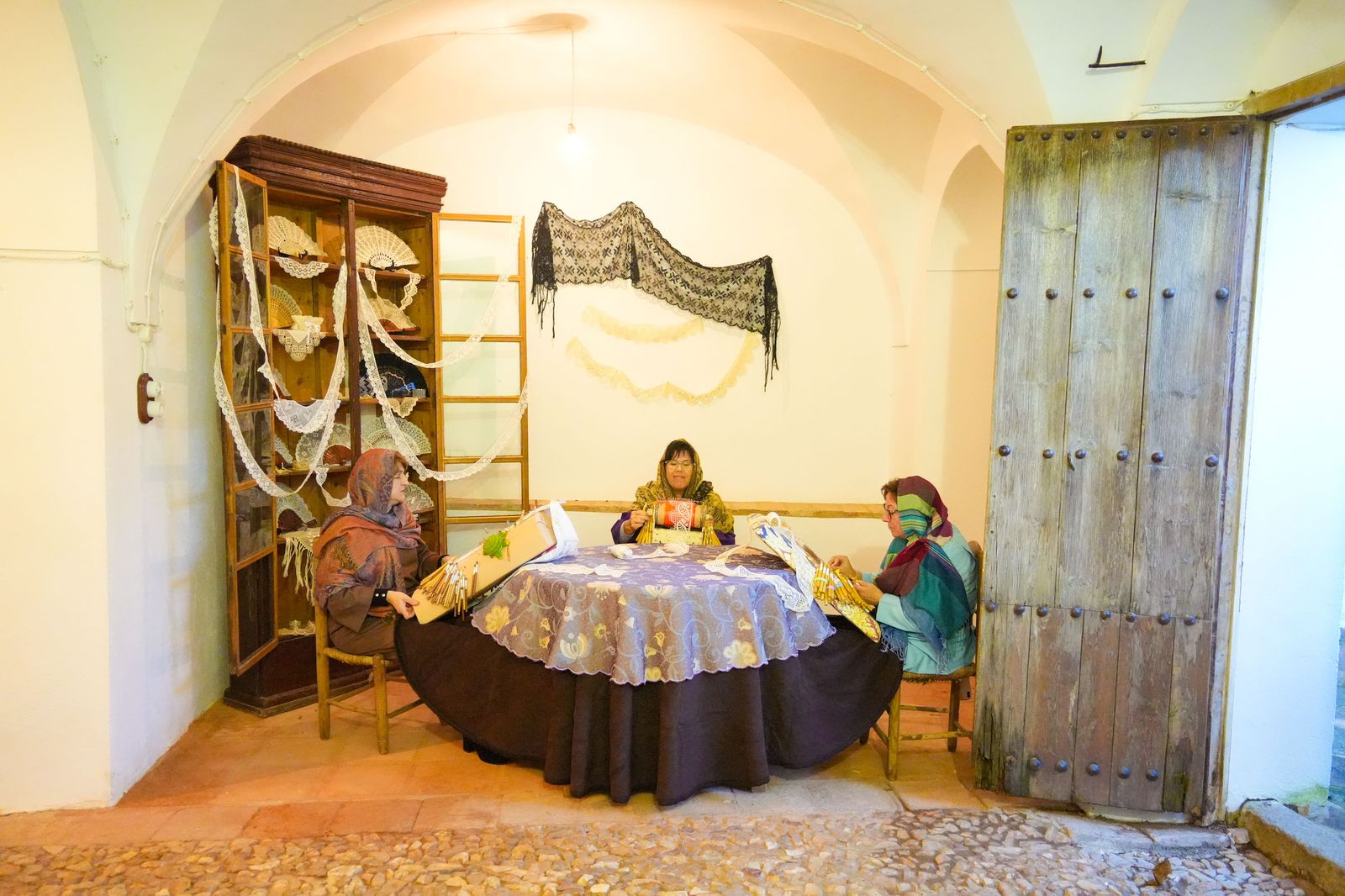 Torrecampo vive una nueva edición de su belén viviente, en imágenes