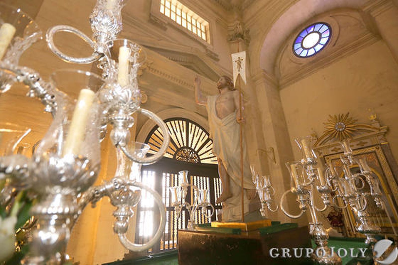 Las imágenes de la preparación del Resucitado en Chiclana