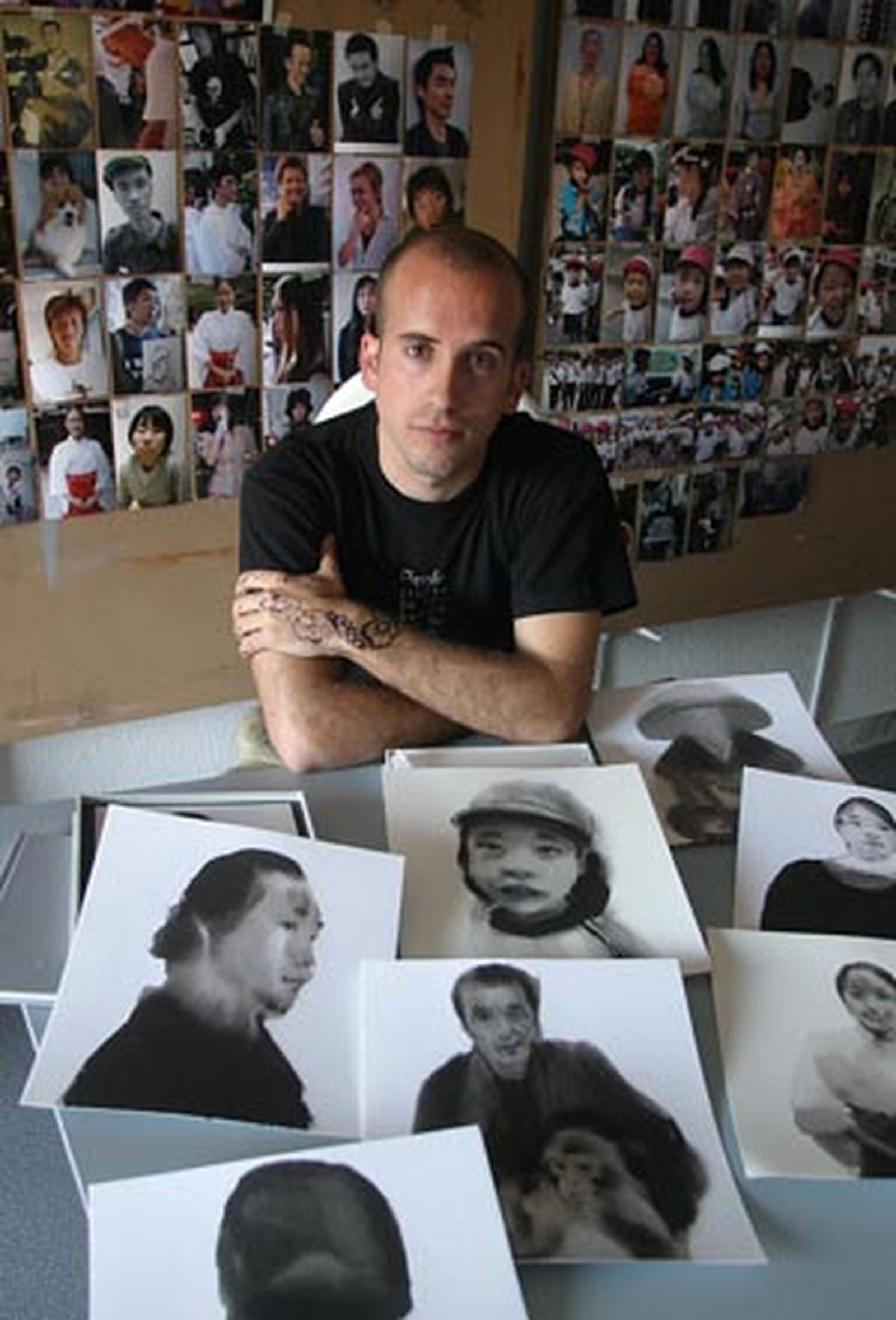 El pintor granadino Paco Montañés, atrapado en el golpe 'blando' de Tailandia