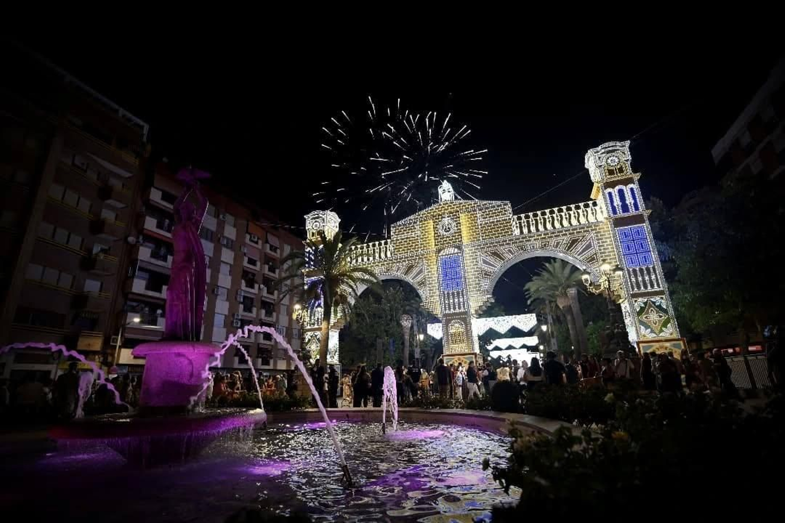 Primer día de la Feria de San Agustín de Linares, en imágenes.