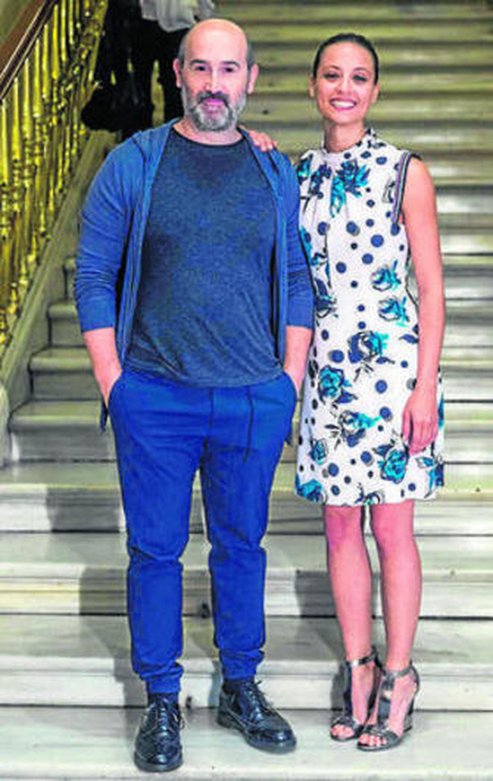 1, 2 y 3. Concha Velasco, Josep Maria Pou, Javier Cámara y Michelle Jenner participan en el proyecto. 4. Un momento de la presentación de ayer. En primera fila, Ignacio Elguero, director de programas de RNE; Pou, Jenner y Gómez; Alfonso Nasarre, director de RNE; Francisco González, presidente de la Fundación BBVA; José Antonio Sánchez, presidente de RTVE; Rafael Pardo, director de la Fundación BBVA; Francisco Rico y Concha Velasco.