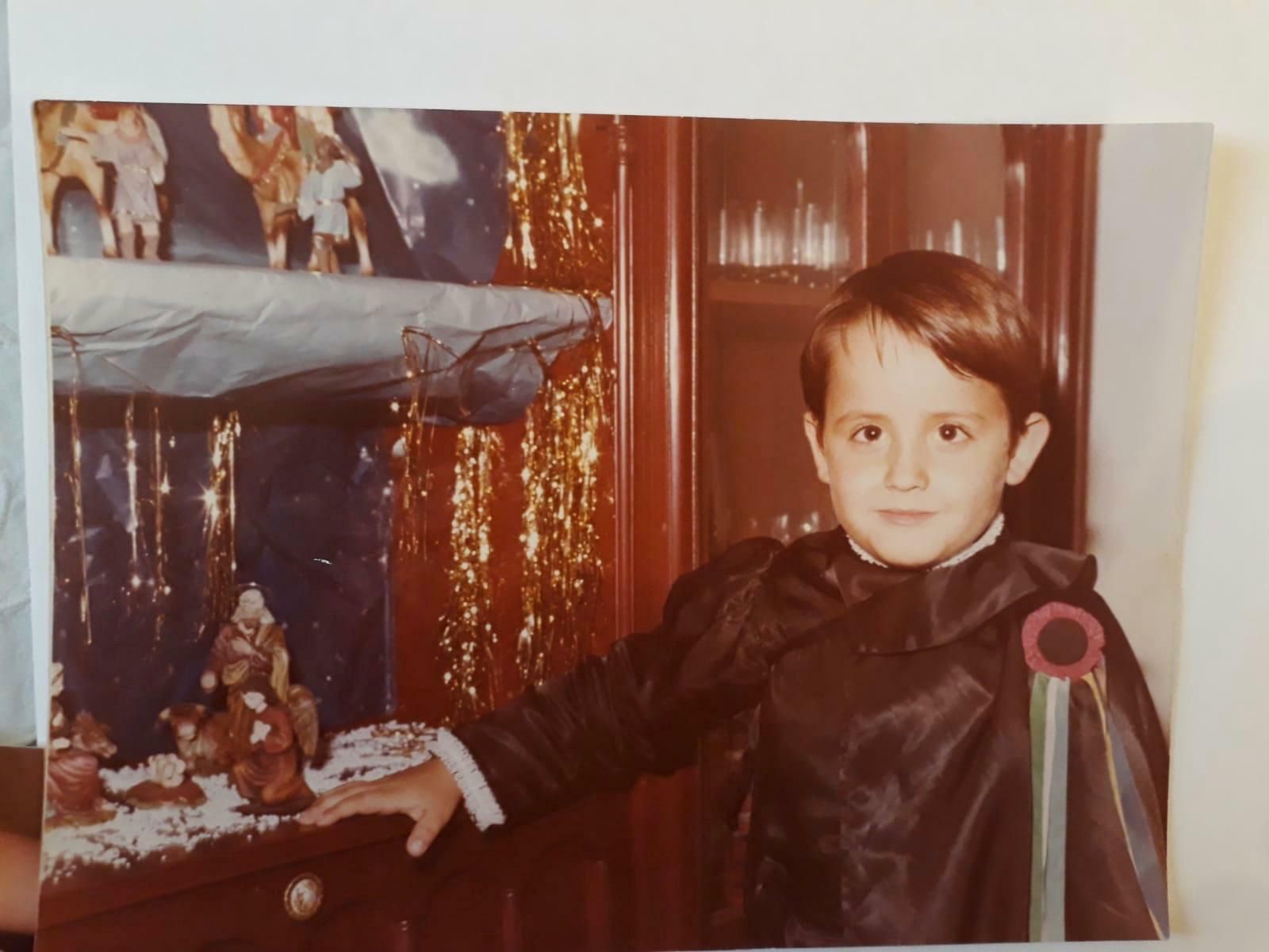 Otra imagen de Antonio Saldaña cuando era niño.