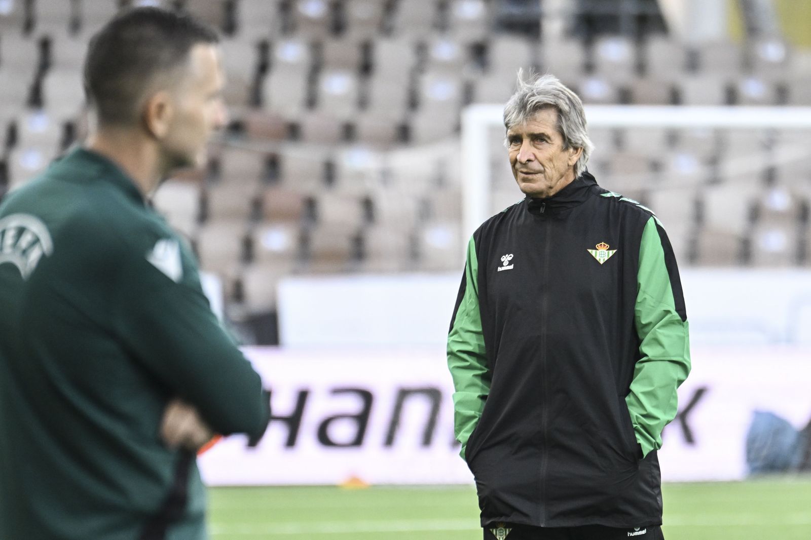 Las imágenes del viaje a Helsinki del Betis