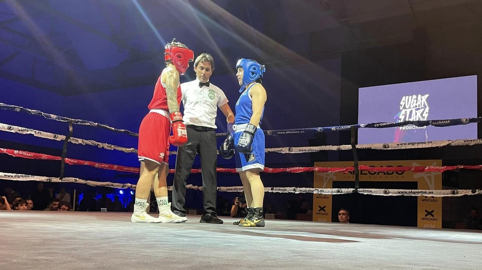 El boxeo enamora en una velada histórica en Jaén, en imágenes