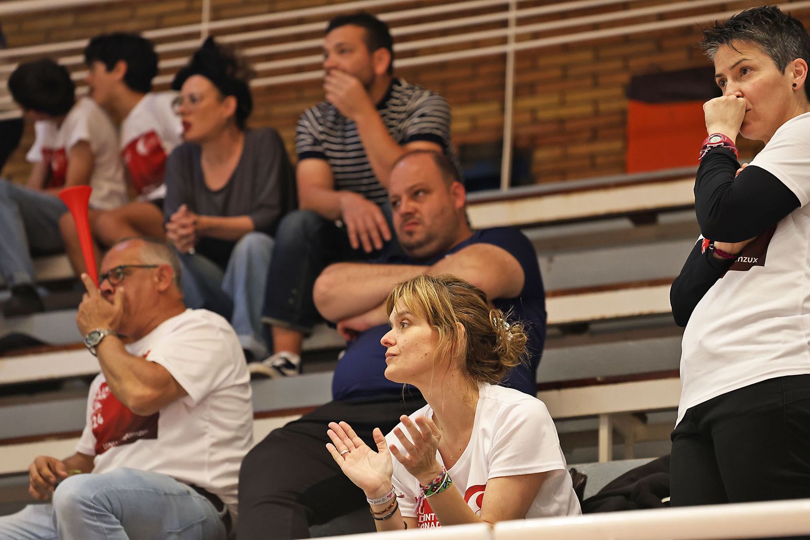 Imágenes de la final de liga de bádminton entre el IES La Orden y La RInconada