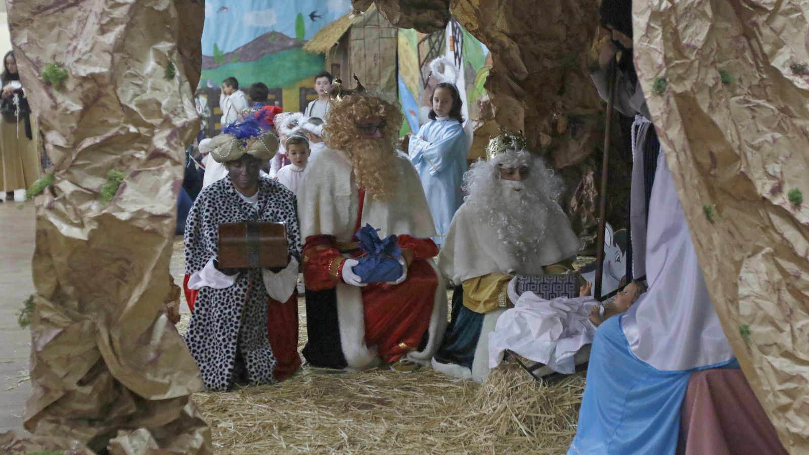 Escena de la ofrenda de los Reyes Magos.