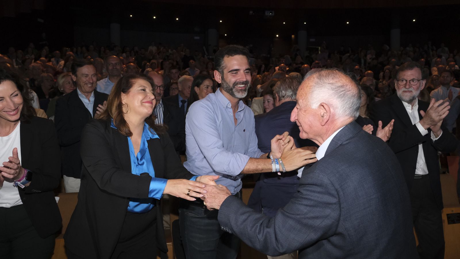 Imágenes de Rajoy apoyando la candidatura de Gabriel Amat a la Alcaldía de Roquetas de Mar