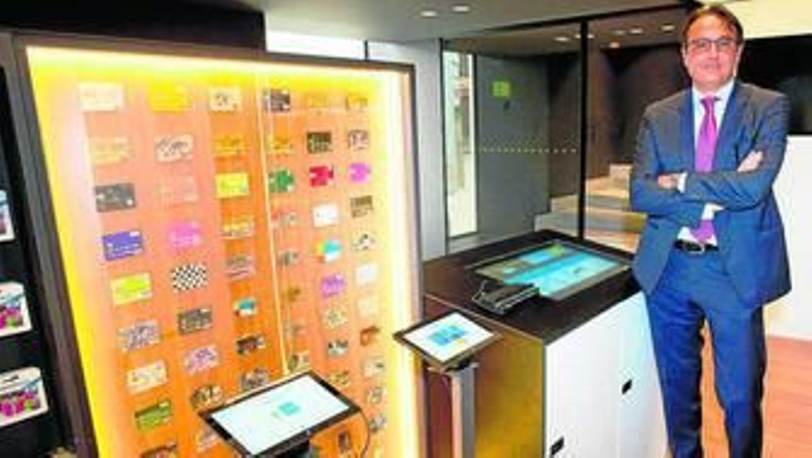 El director territorial de CaixaBank en Andalucía oriental, Victorino Lluch.