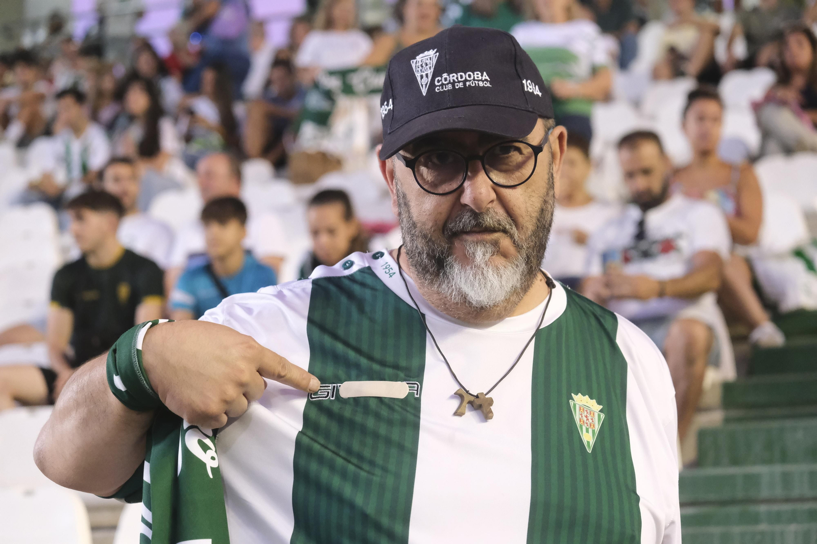 Las mejores fotos del ambiente en El Arcángel para el Córdoba CF - Ibiza
