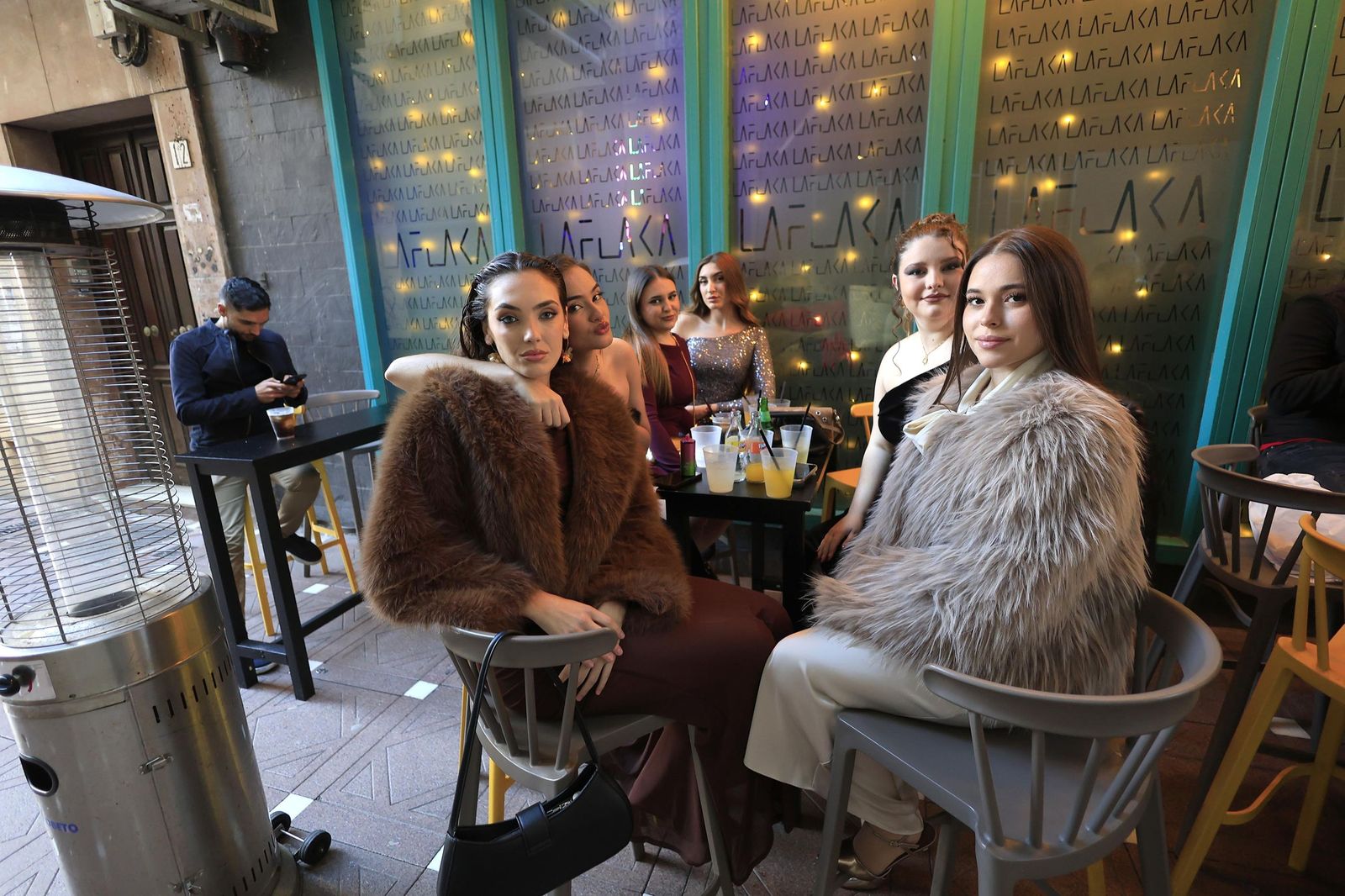 La Línea explota de gente en la tardebuena más animada, en imágenes