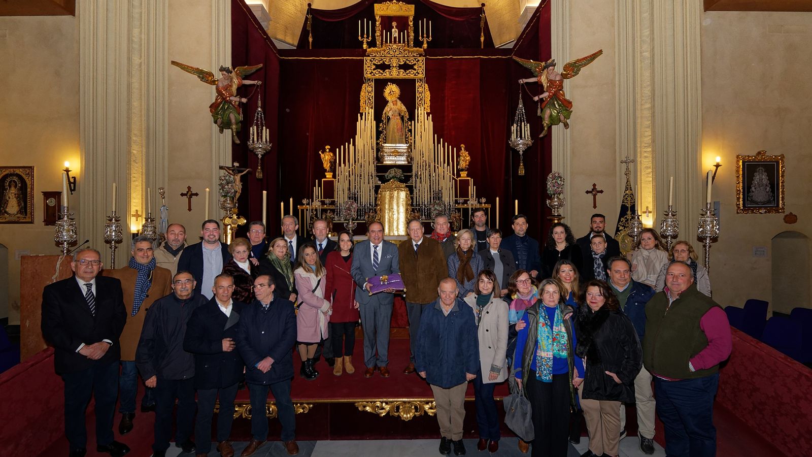 Fotografía del acto celebrado en el Santuario de Los Gitanos