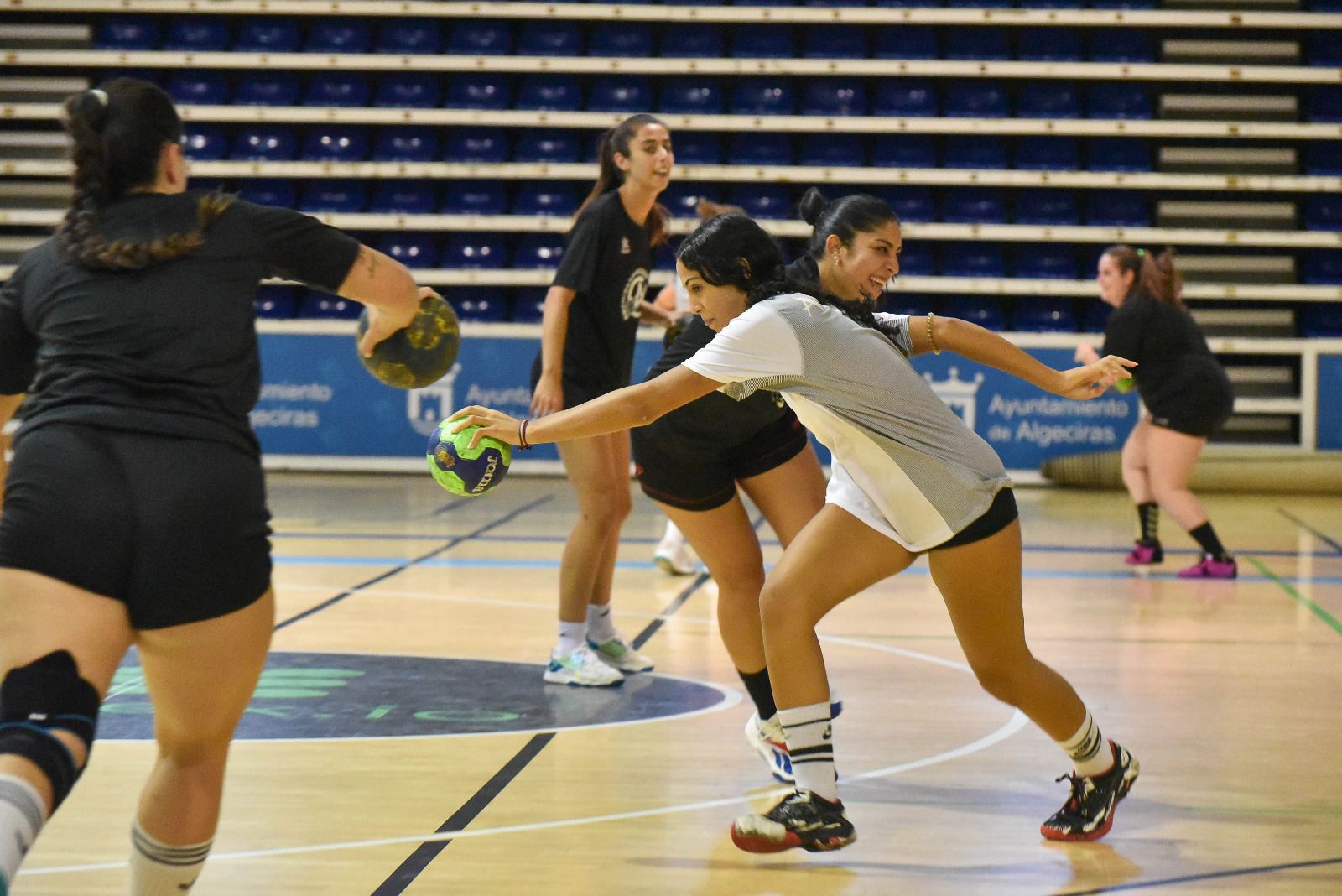 Las fotos del entrenamiento del BM Ciudad de Algeciras femenino