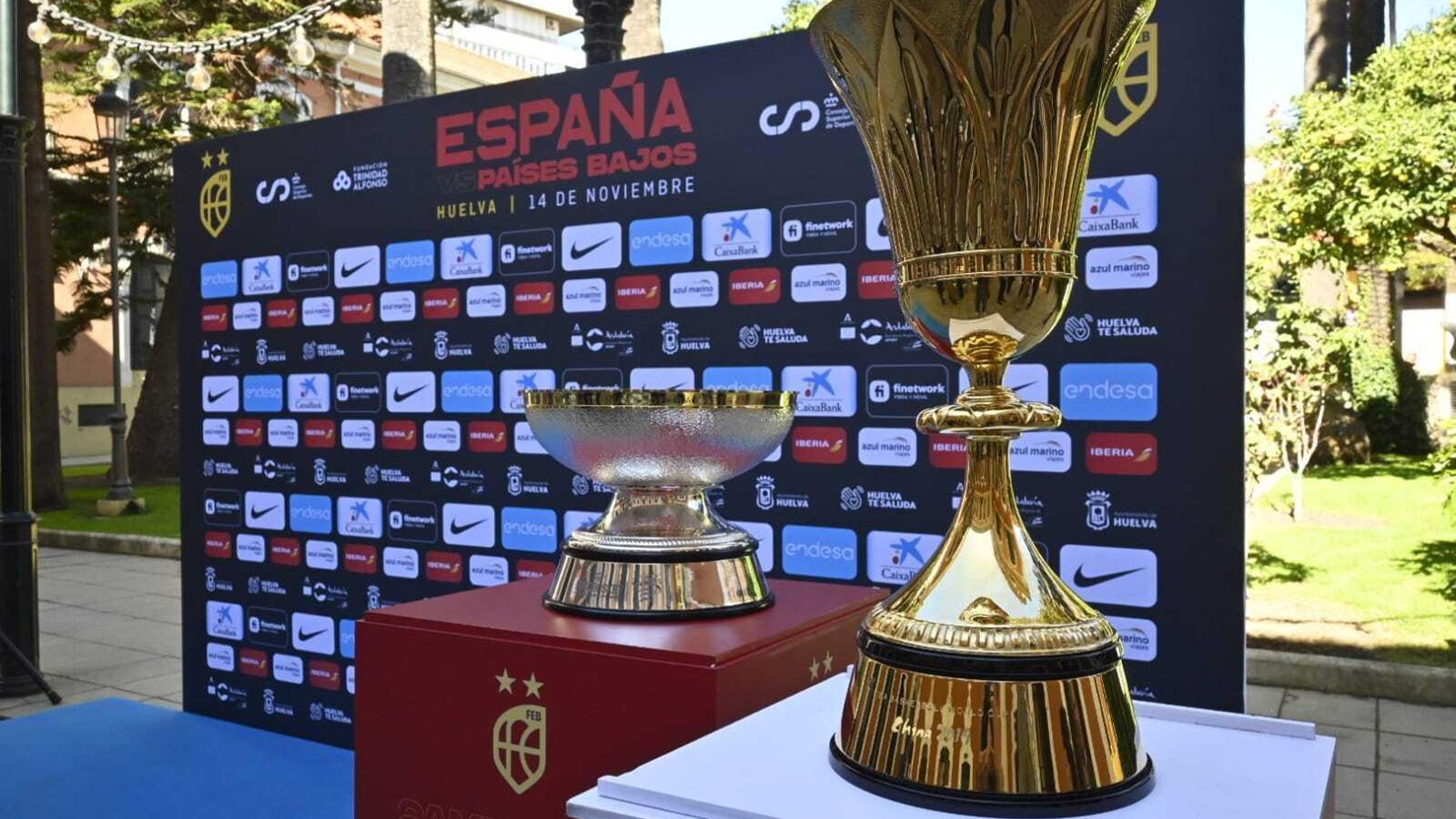 Trofeos de campeona de Europa y del Mundo obtenidos por España.