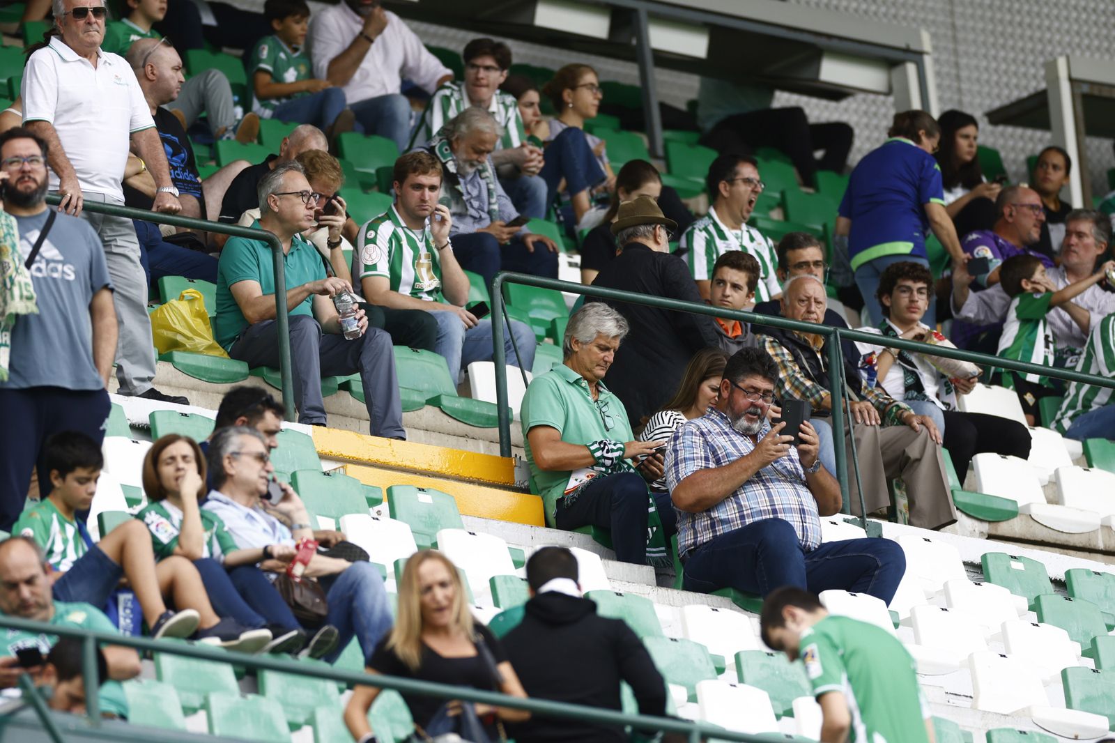 Búscate en las fotos del Betis-Atlético de Madrid