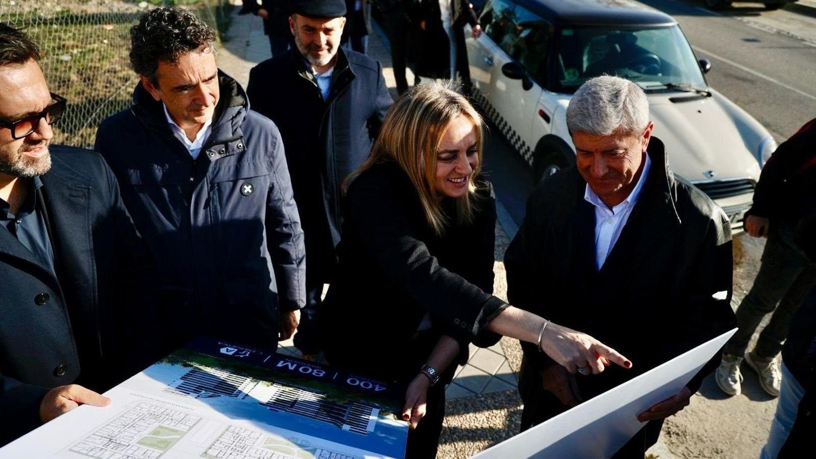 La alcaldesa ha destacado el impulso dado a la nueva vivienda en Granada.