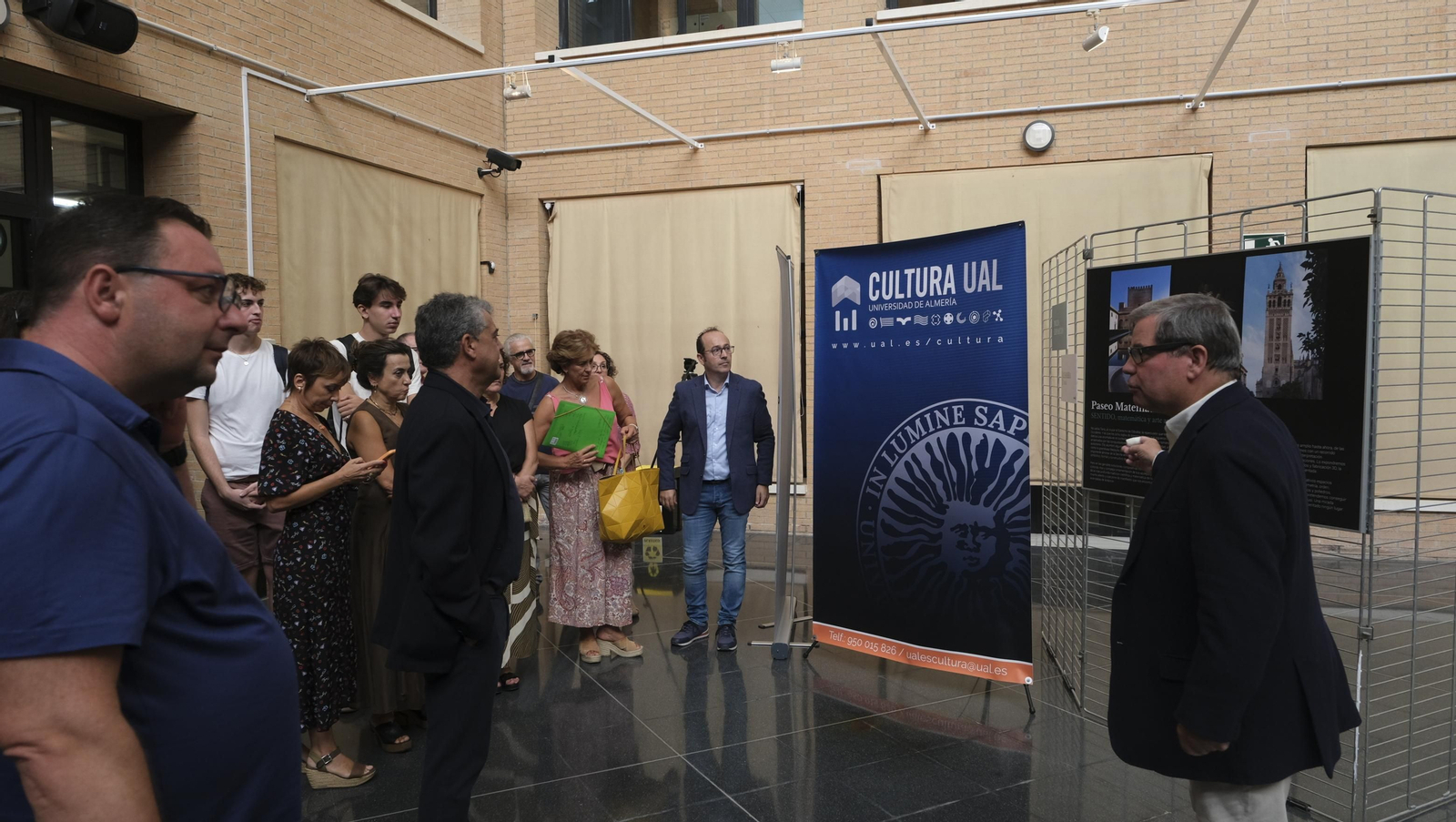 Imágenes de la inauguración de la exposición 'Paseo Matemático Al-Ándalus' en la Universidad de Almería