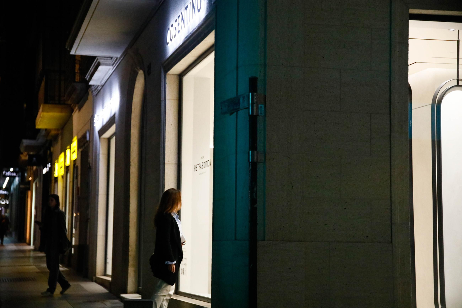 El Cosentino City del Paseo de Almería abre sus puertas: así es este "espacio de inspiración"