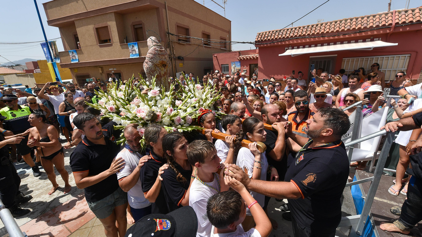 La romería marítima de la Virgen de la Palma en El Rinconcillo, en imágenes