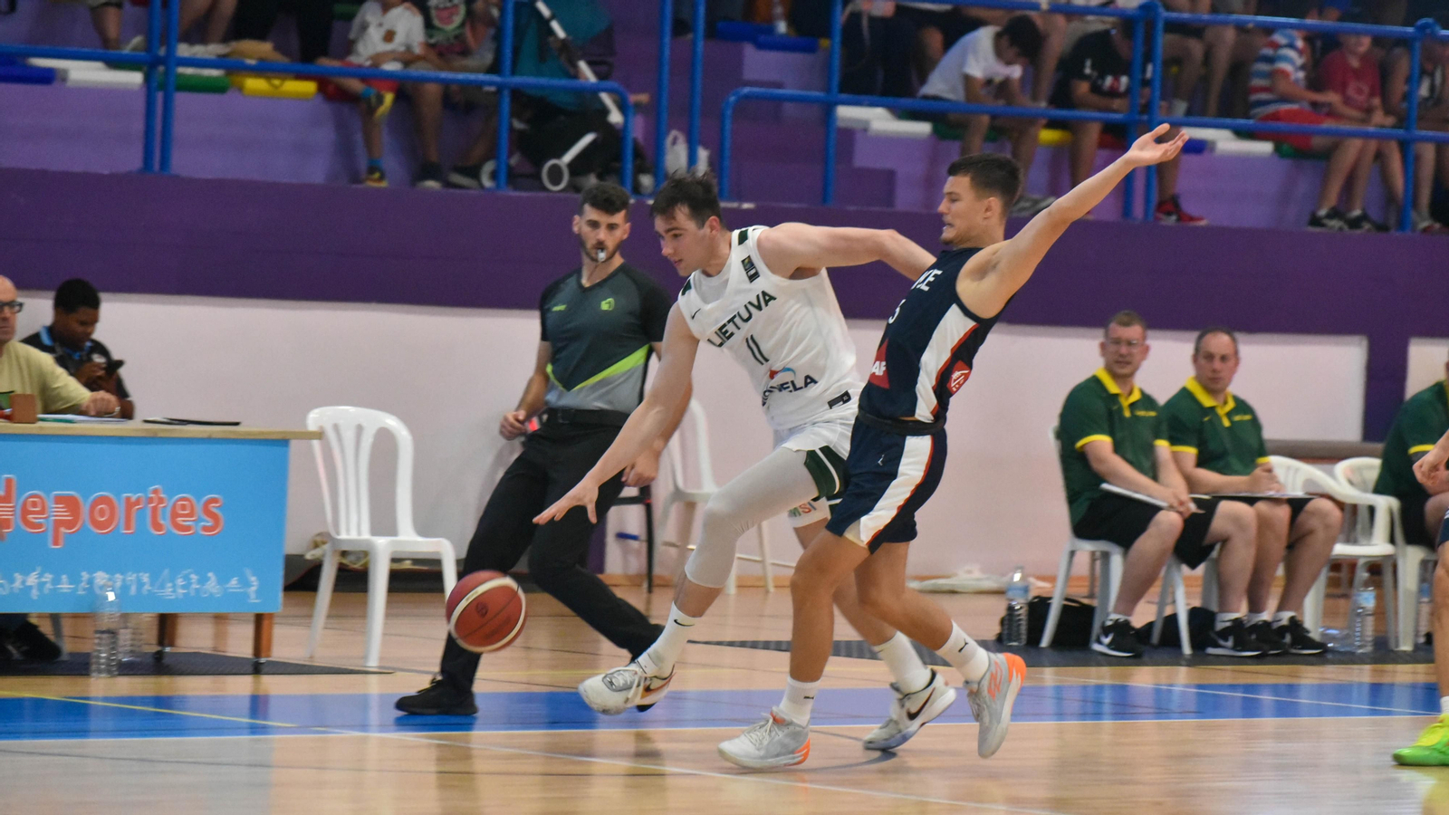 Las fotos de la primera jornada del Torneo Intenacional de Baloncesto U-20 de La Línea