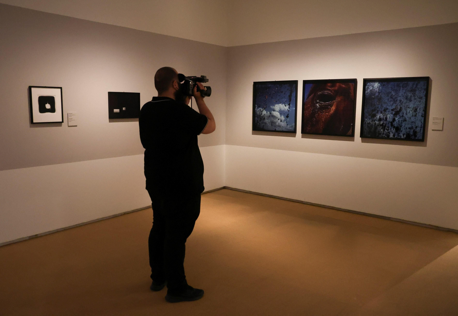 La muestra de grandes maestros de la pintura de la Colección de Abelló impulsada por la Fundación Unicaja, en fotos