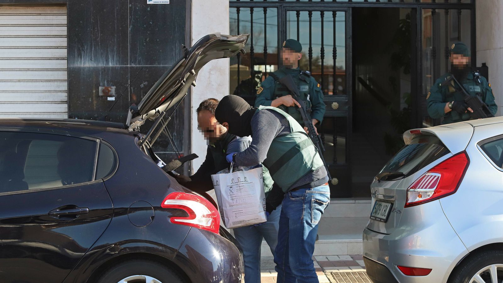 Fotos de los registros de la Guardia Civil en La Línea