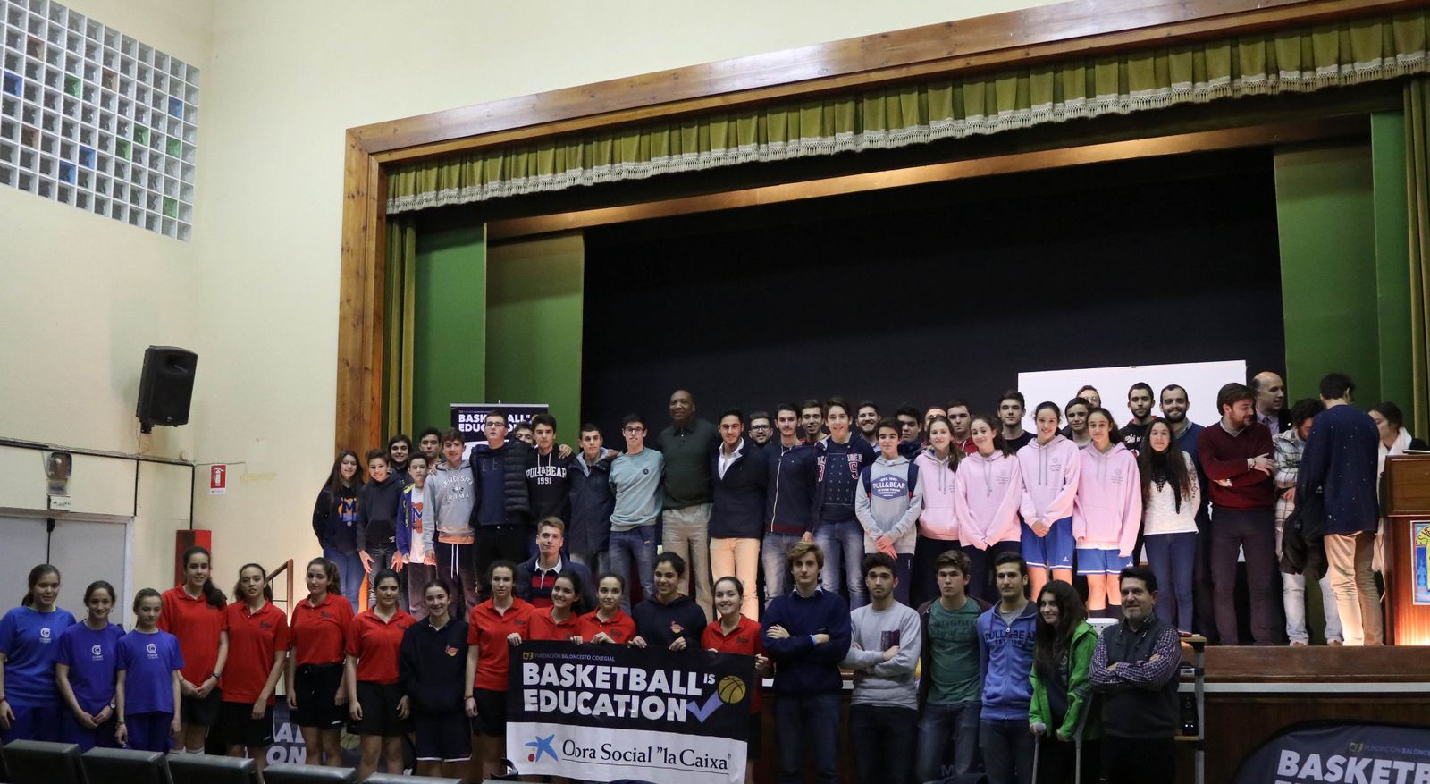 La presentación de la Copa Colegial 2017 en el Salón de Actos del IES Velázquez.