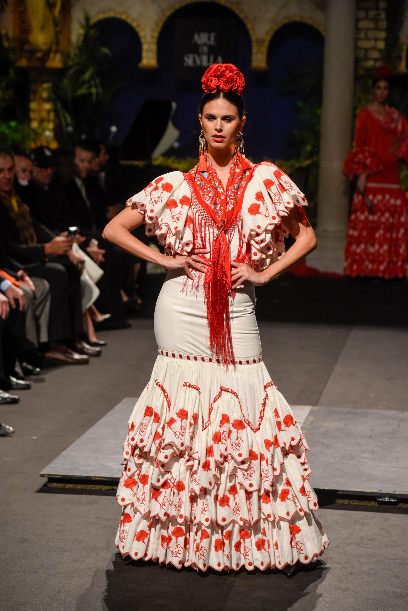 El desfile de Rocío Peralta por su 15 aniversario, todas las fotos