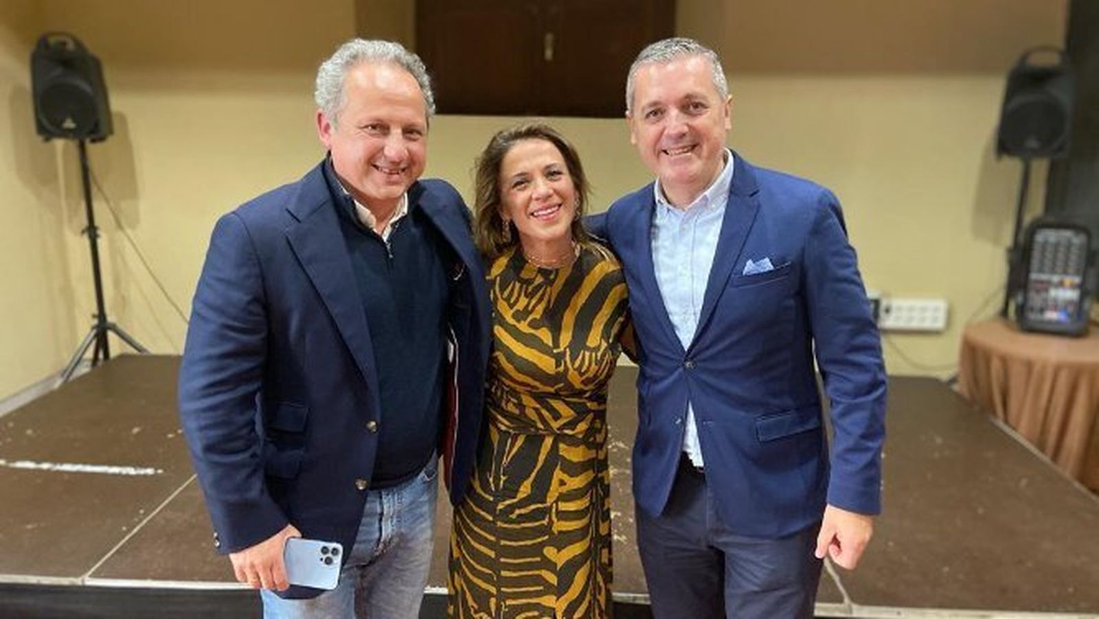 José Amaya, Gema Rodríguez Téllez y José Antonio Jaén, durante el festejo en el Baluarte de los Mártires.