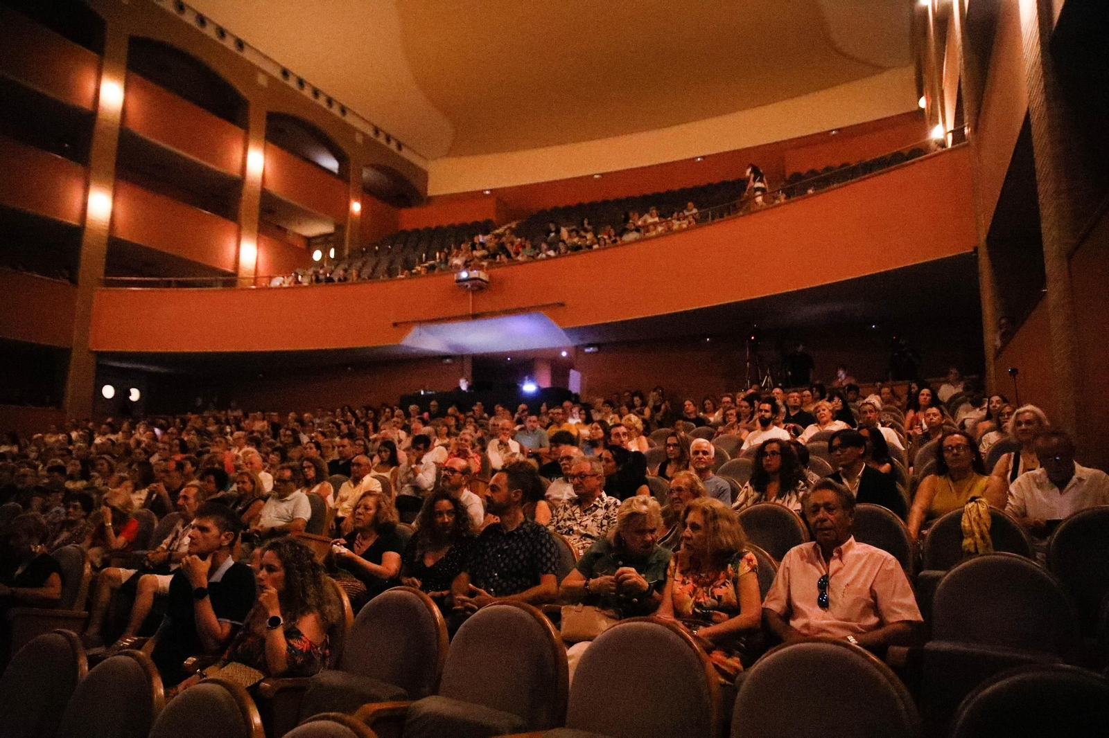 El concierto de la Orquesta de la UAL en el Auditorio Maestro Padilla, en imágenes