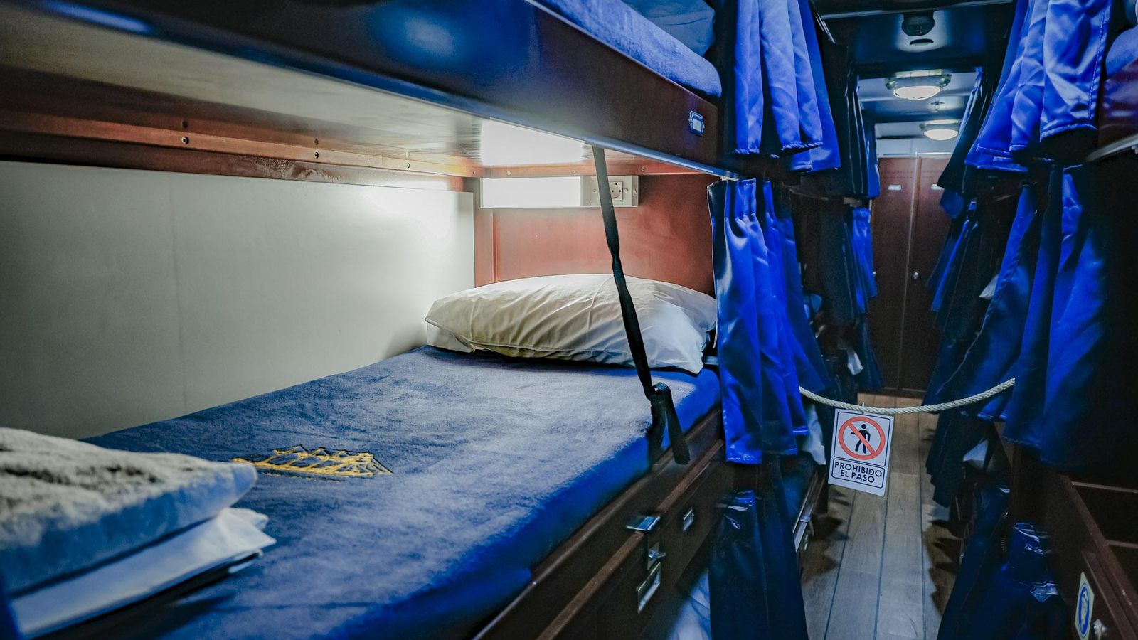 Las imágenes del renovado 'Juan Sebastián de Elcano': Un paseo por el buque escuela