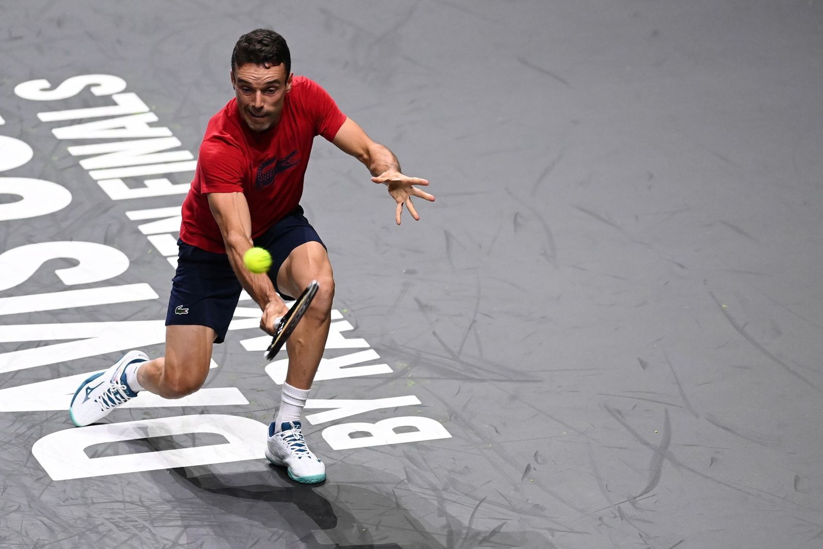 Los tenistas de la Copa Davis ya calientan motores en el Carpena