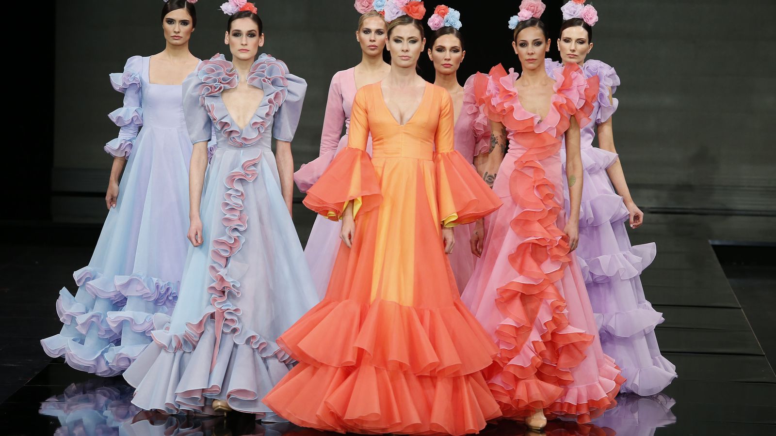 Cristo Báñez vuelve a SIMOF para presentar su colección de flamenca 2020