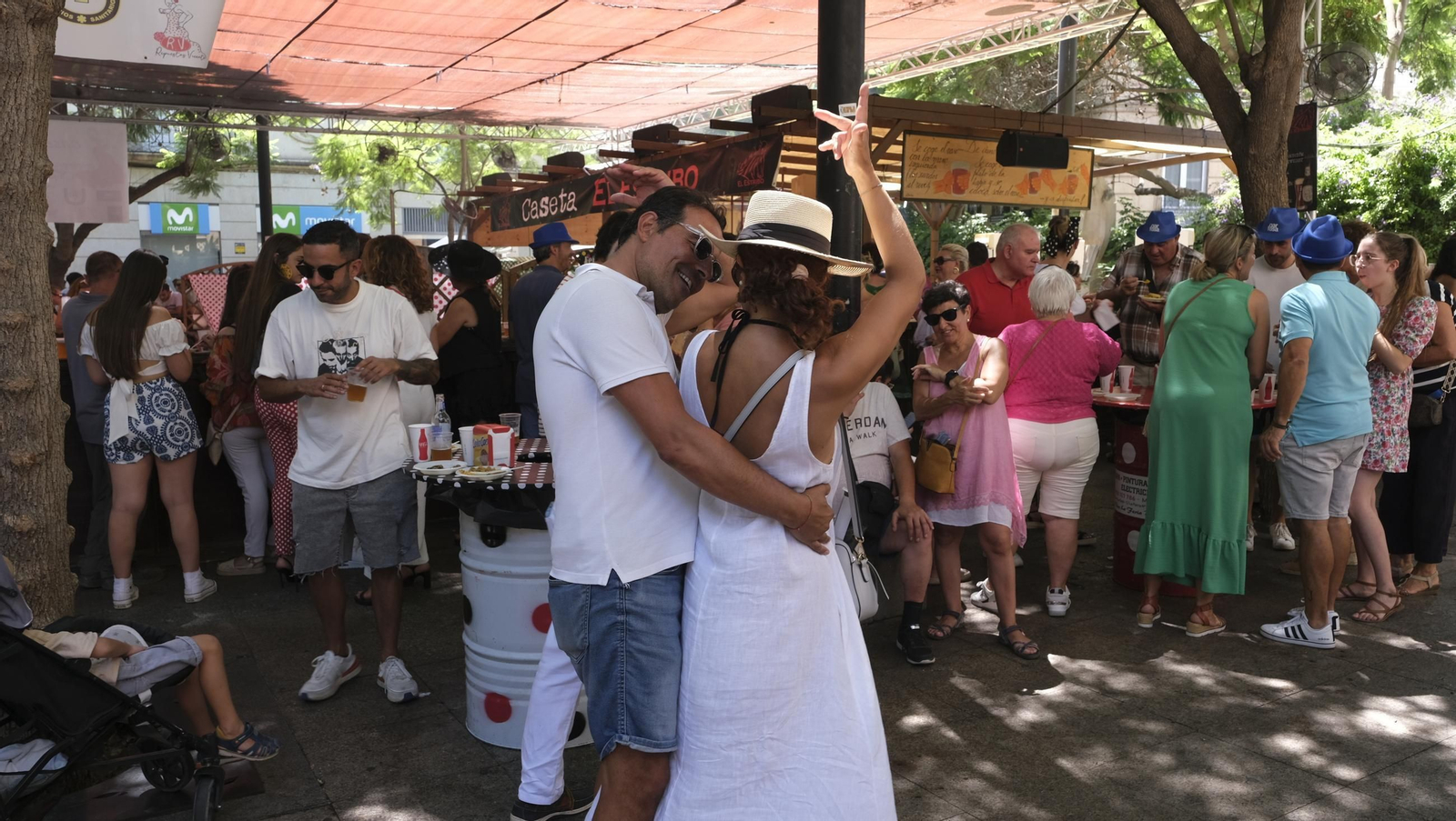 Las imágenes del lunes de la Feria del Mediodía en Almería