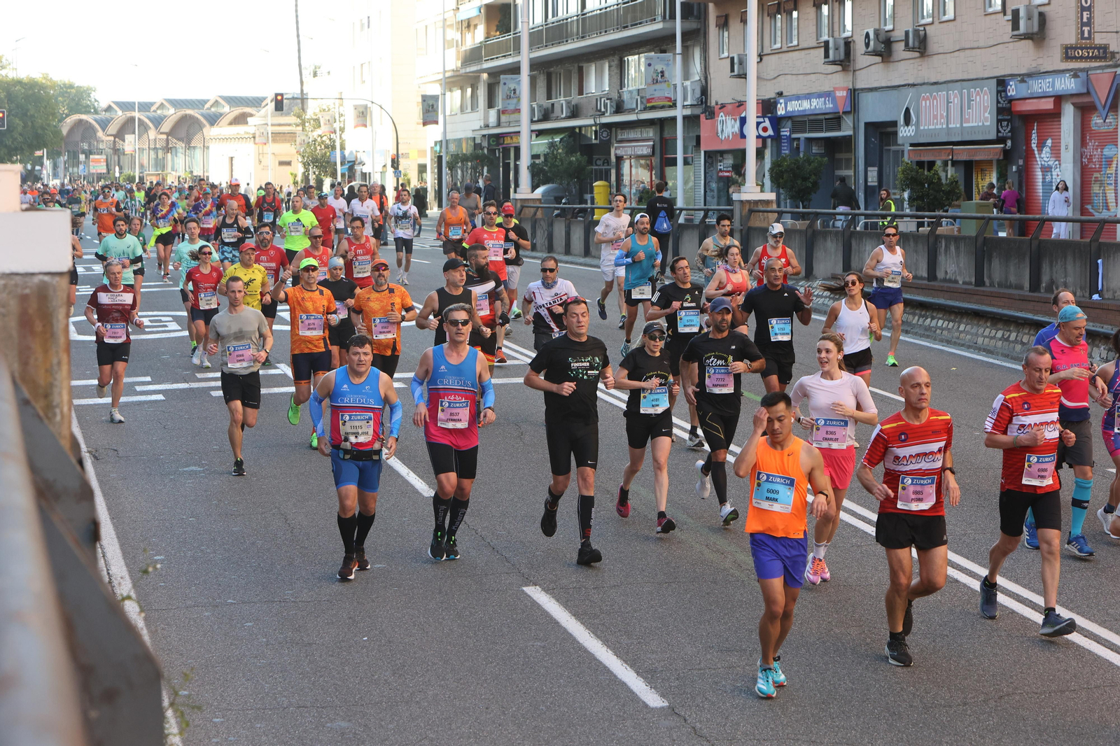 Búscate en la Zurich maratón de Sevilla