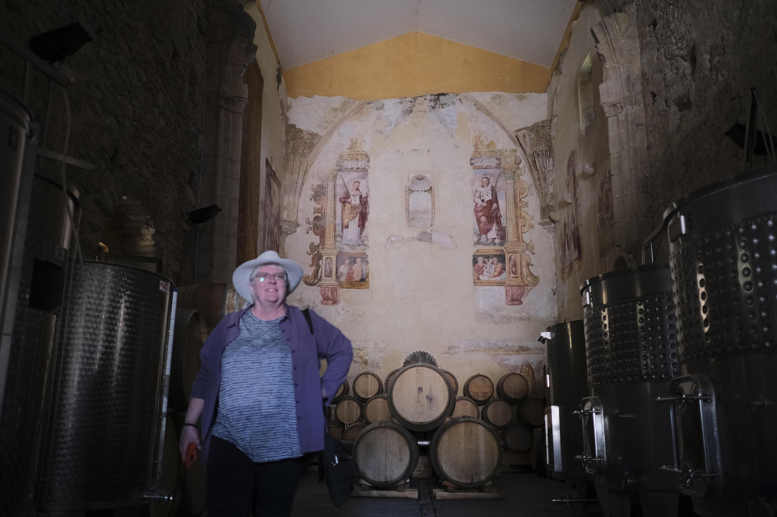 El regreso del turismo extranjero a las bodegas rondeñas, en fotos