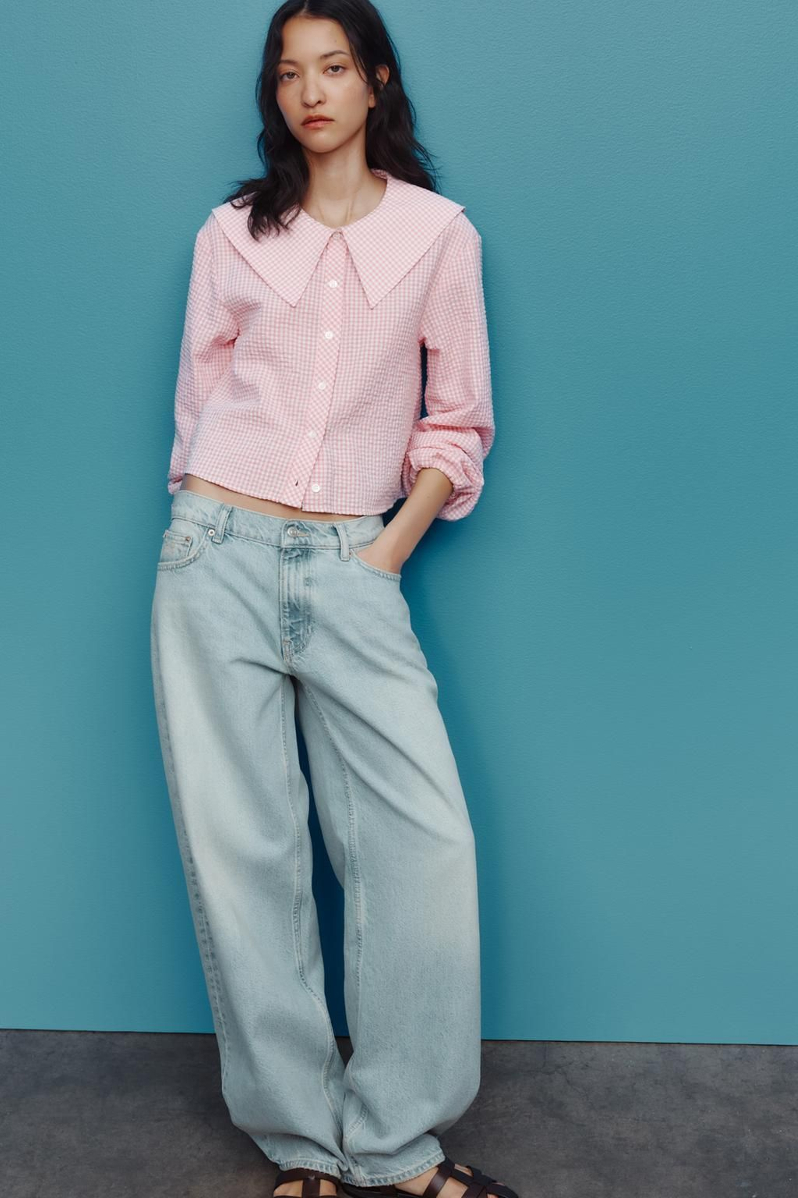 Blusa de cuadros vichy de Zara.