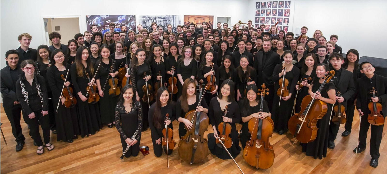 Formación de la  New York Youth Symphony Orchestra.
