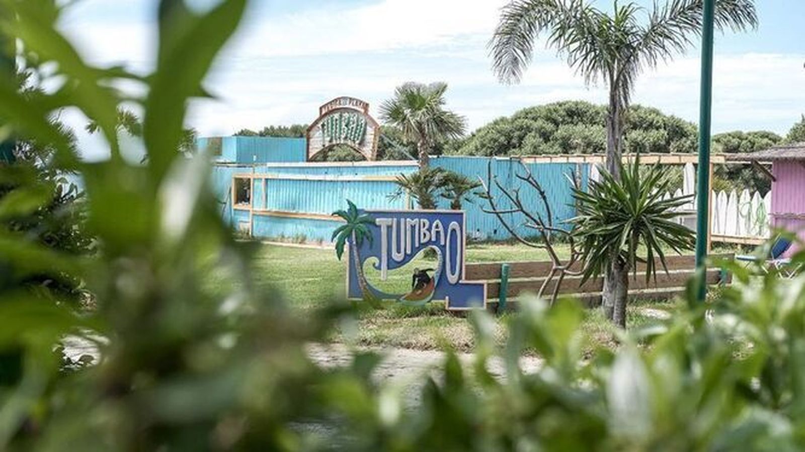 El Tumbao, en la playa de Valdevaqueros.