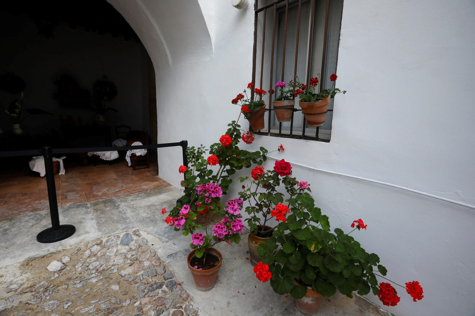 Patio del convento de las Clarisas de Santa Cruz.