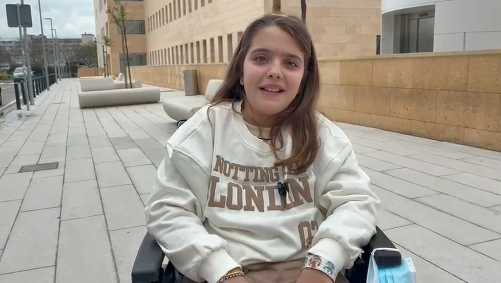 Marta, la última niña ingresada por el accidente de Adamuz, recibe el alta del Hospital Reina Sofía