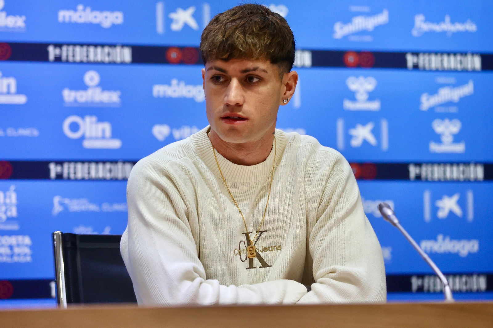 Javi Avilés, en su presentación con el Málaga.