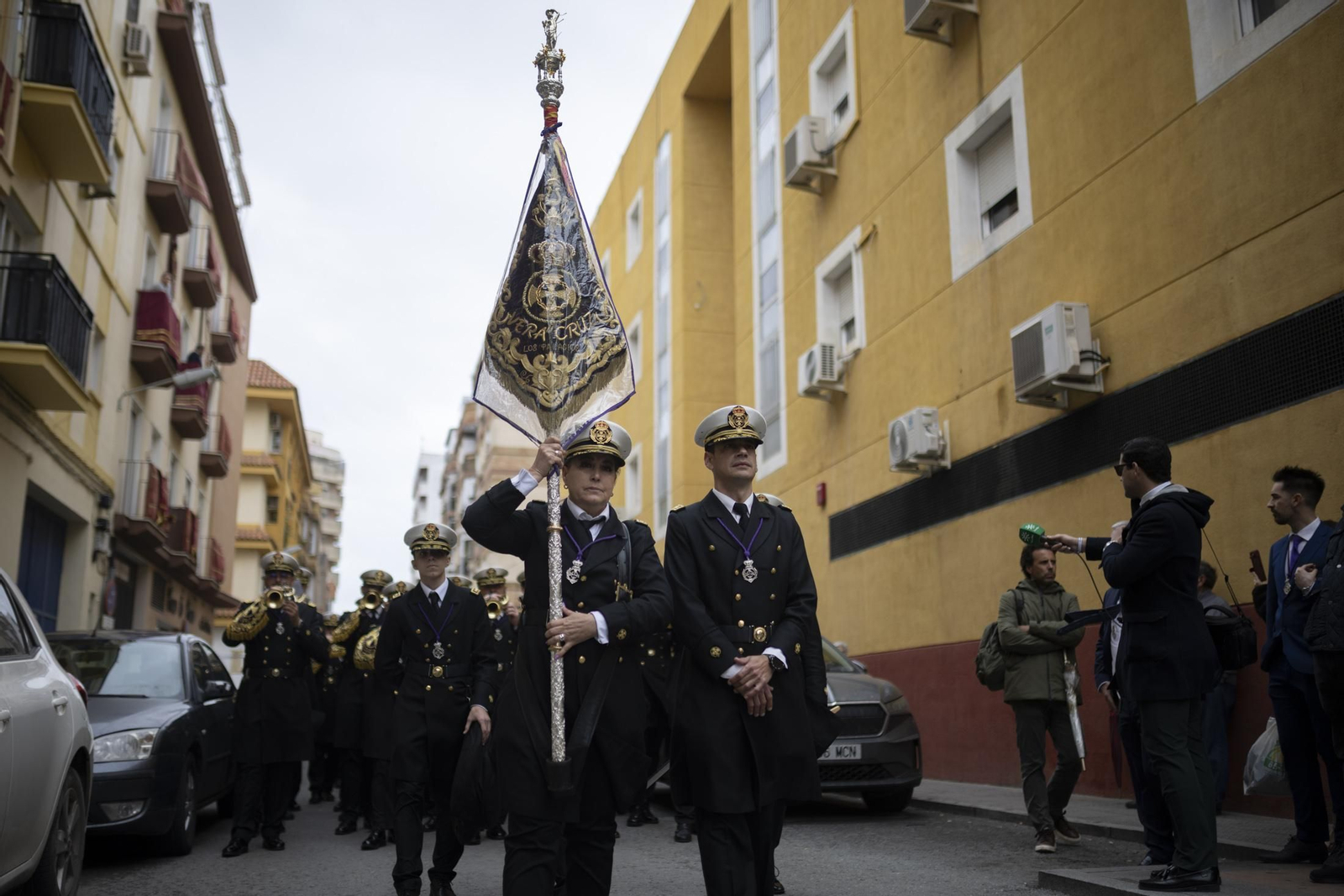Las mejores imágenes del Miércoles Santo en Huelva: Hermandad de la Victoria