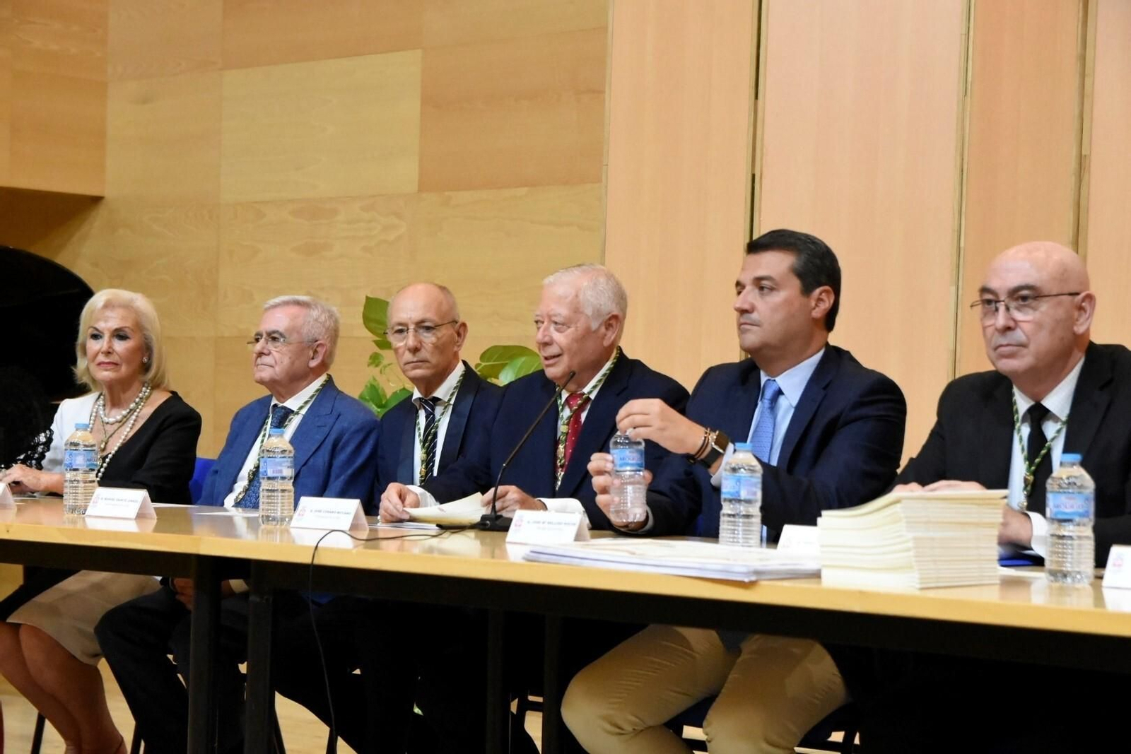 La apertura del curso 2023-2024 de la Real Academia de Córdoba, en imágenes