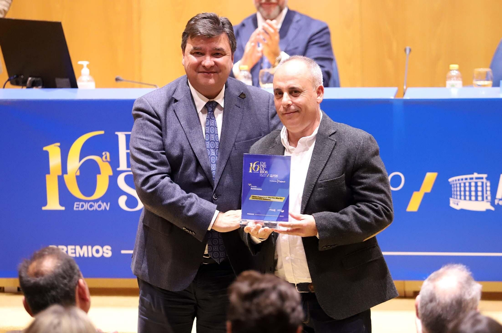 Imágenes de la entrega de los XVI Premios Empresarios del Año de Huelva