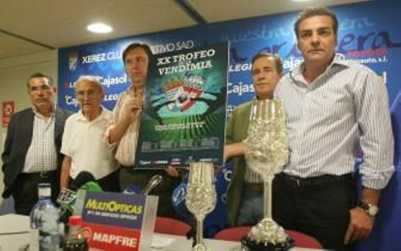 El Xerez y el Mouscron lucharán por el XX Trofeo de la Vendimia