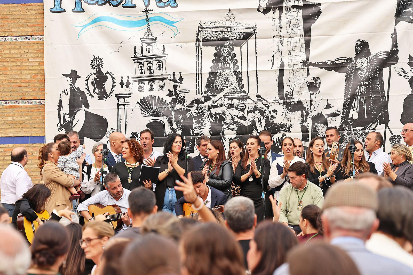Ambiente en la Hermandad de Huelva tras el regreso de su Simpecado