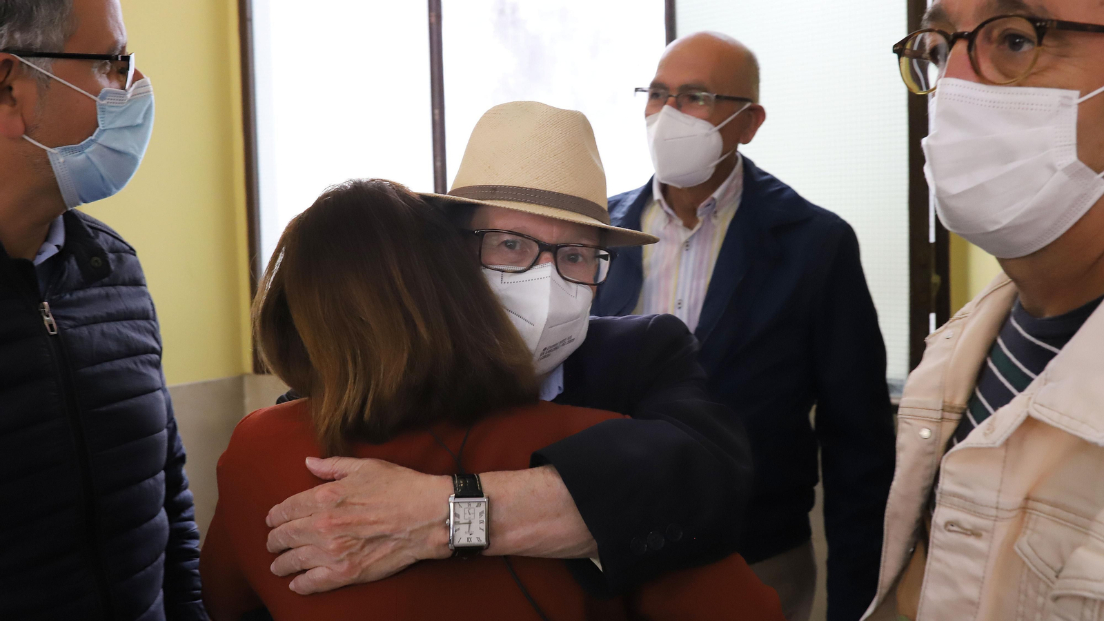 Jornada de luto por la muerte de Caballero Bonald